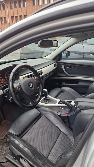 BMW 320d 7 of 12