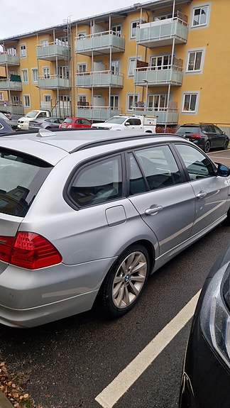 BMW 320d 6 of 12