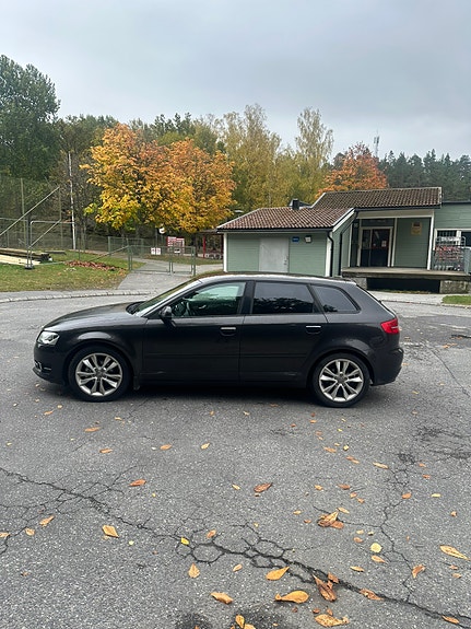 Audi A3 4 of 6