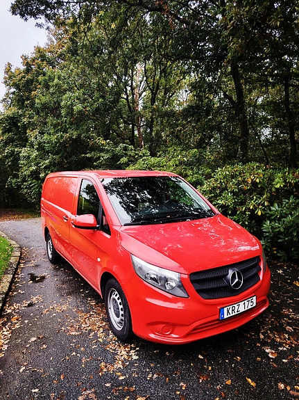 Mercedes-Benz Vito 111 2 of 6