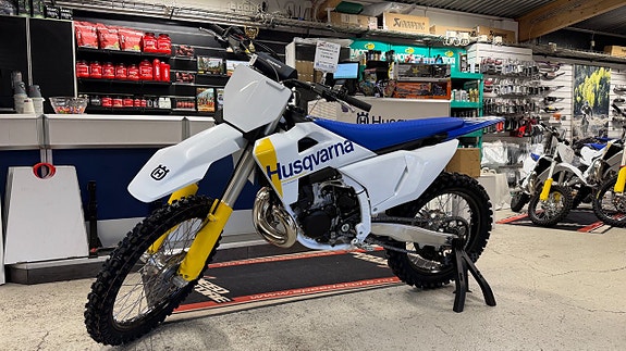 Husqvarna TC 250 | Upp till 60 månader räntefritt! 2 of 5