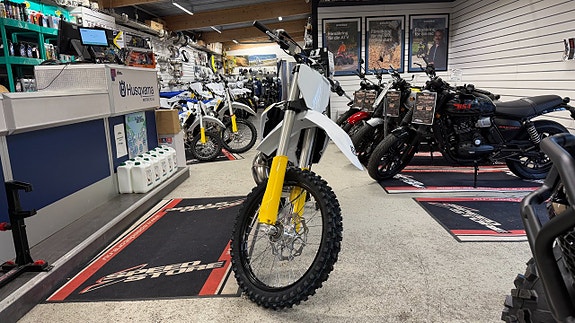 Husqvarna TC 300 | Upp till 60 månader räntefritt! 5 of 7