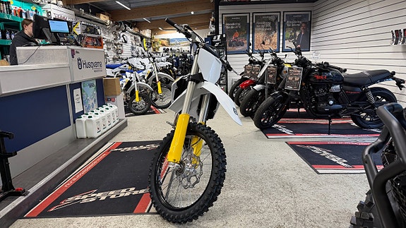 Husqvarna FC 450 | Upp till 60 månader räntefritt! 3 of 5