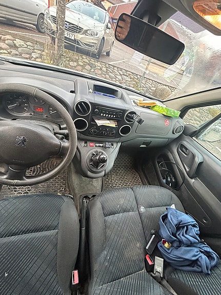 Peugeot Partner 9 of 12