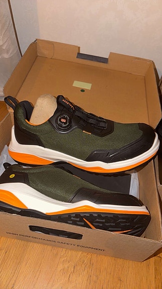 Product image 1 of 6
