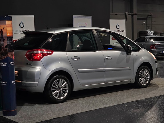 Citroen C4 Picasso 4 of 19