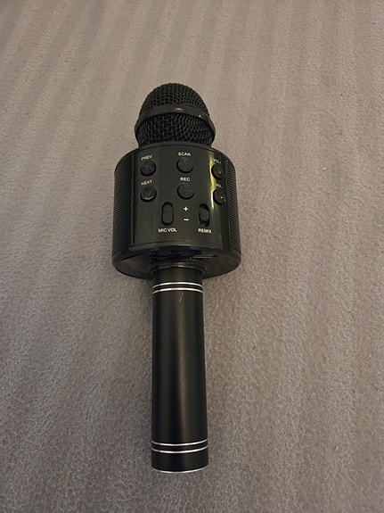 Product image 1 of 3
