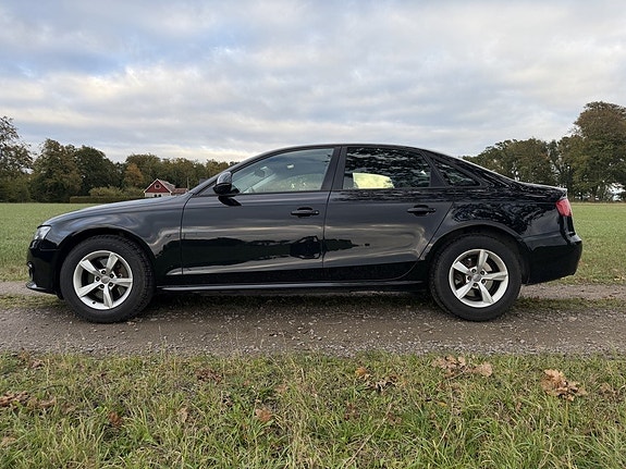 Audi A4 4 of 10