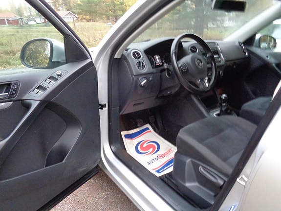 Volkswagen Tiguan 26 of 30