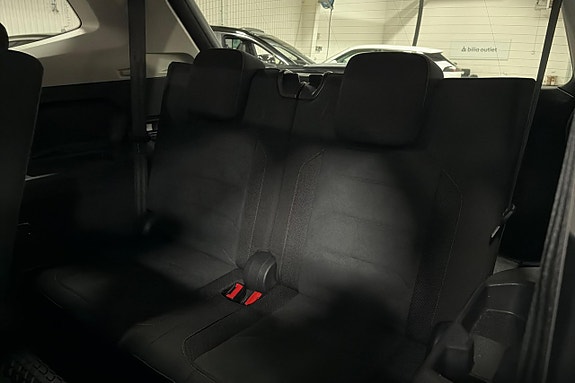 Volkswagen Tiguan Allspace 15 of 30