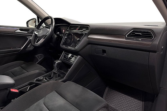 Volkswagen Tiguan Allspace 16 of 30