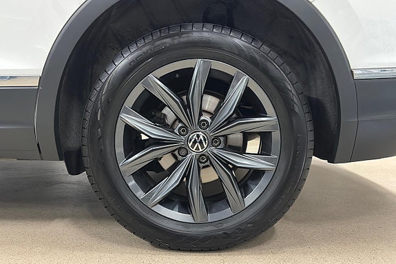 Volkswagen Tiguan Allspace 11 of 30