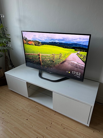 Product image 1 of 8