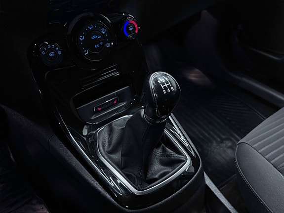 Ford Fiesta 16 of 20
