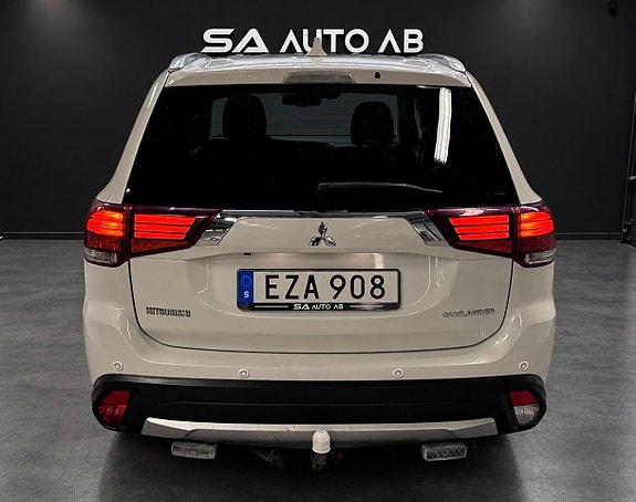 Mitsubishi Outlander 7 of 28