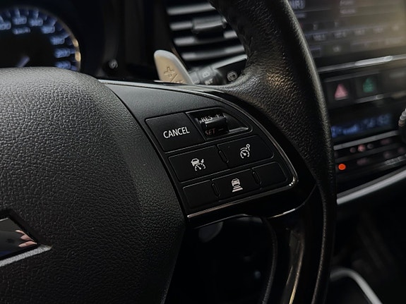 Mitsubishi Outlander 18 of 28