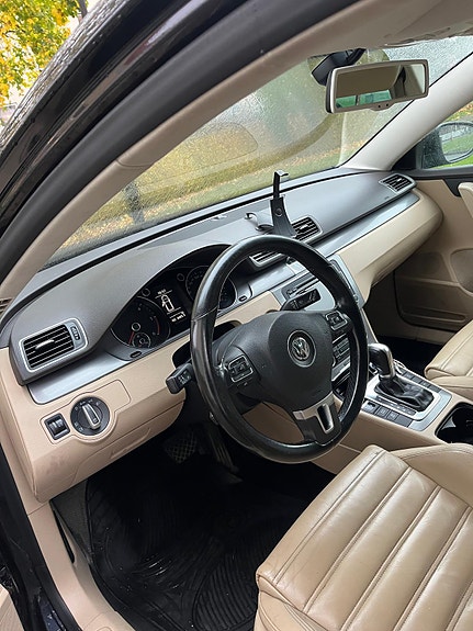 Volkswagen Passat 6 of 6