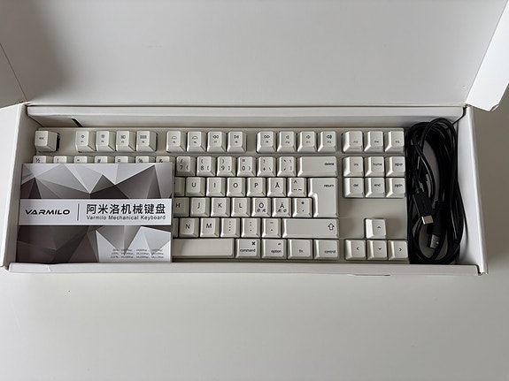 Product image 1 of 5