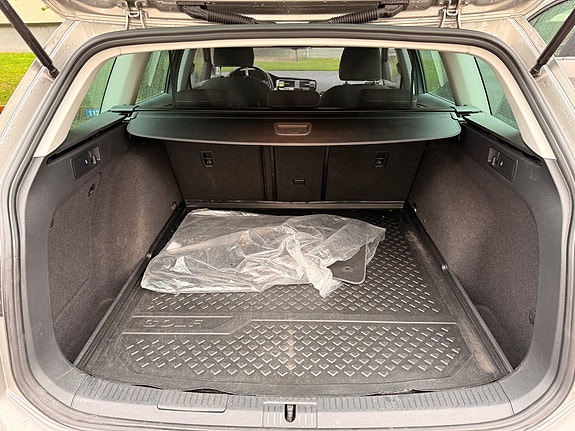 Volkswagen Golf VII 7 of 20