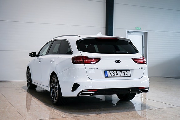 Kia Ceed 8 of 30