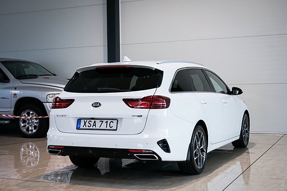 Kia Ceed 9 of 30
