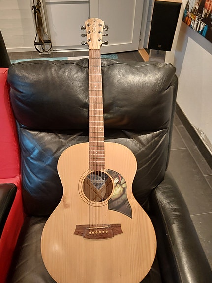 Product image 1 of 10