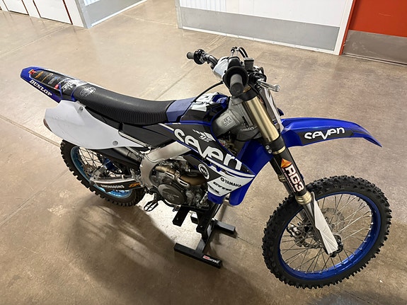 Yamaha YZF450 3 of 8