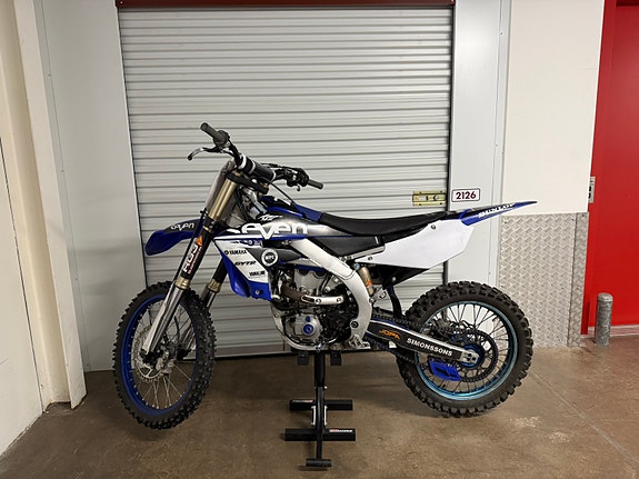 Yamaha YZF450 2 of 8