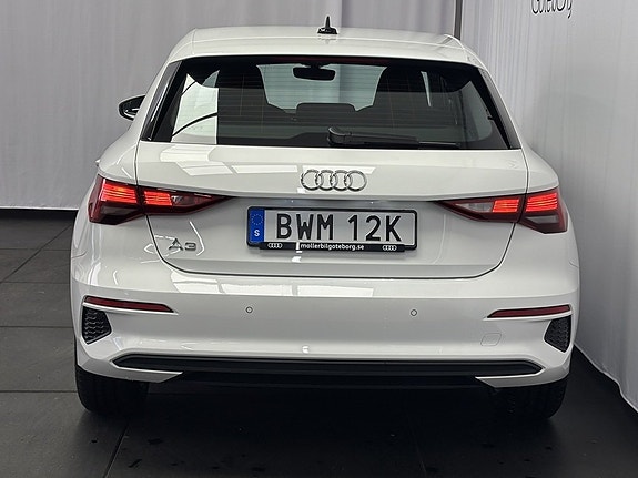 Audi A3 8 of 16