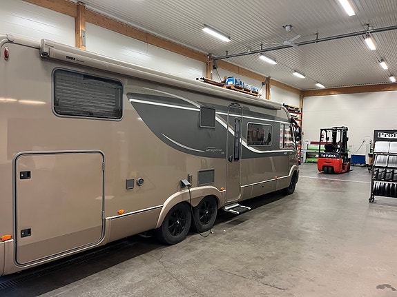 Bürstner Elegance 810 3 of 14