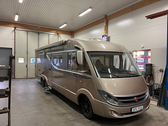 Bürstner Elegance 810 2 of 14