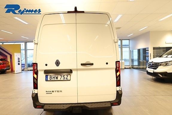 Renault Master 15 of 23