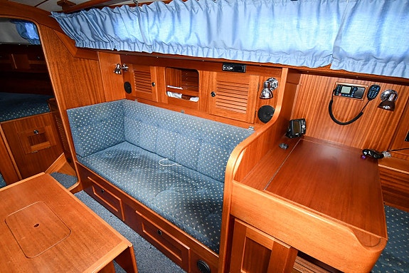 Hallberg-Rassy 34 5 of 20