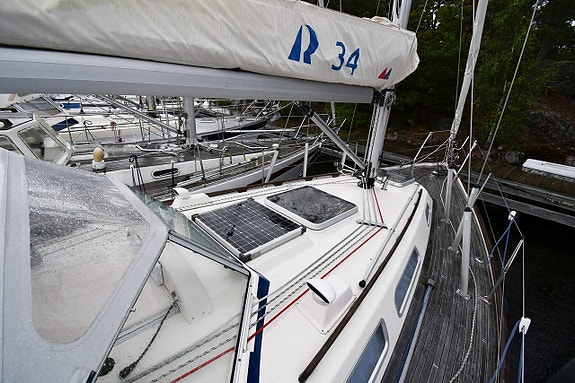 Hallberg-Rassy 34 18 of 20