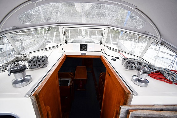 Hallberg-Rassy 34 17 of 20