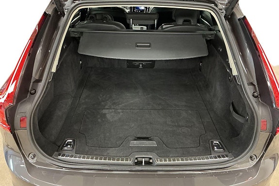 Volvo V90 25 of 30