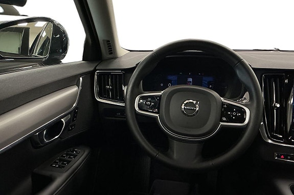 Volvo V90 14 of 30