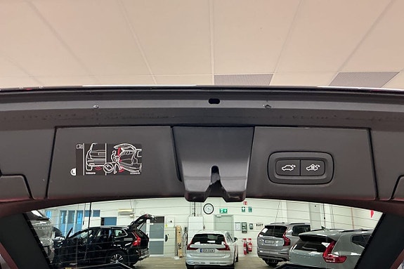 Volvo V90 24 of 30