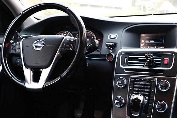 Volvo V60 5 of 5