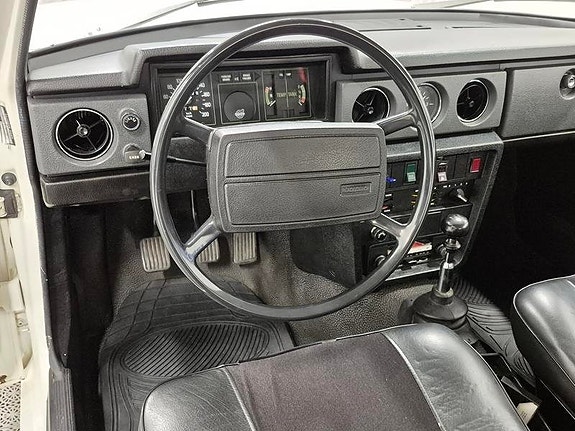 Volvo 142 6 of 11