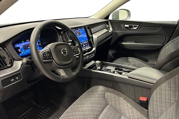Volvo XC60 16 of 25