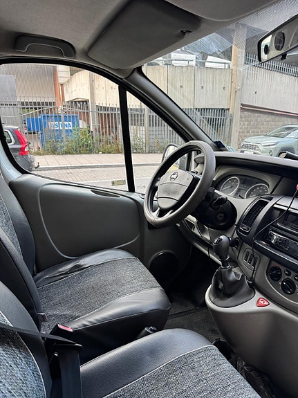 Nissan Primastar 3 of 3
