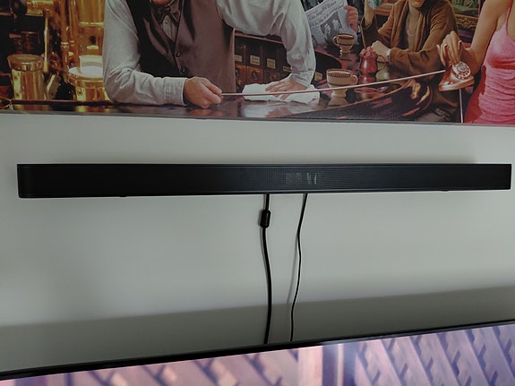 Soundbar med trådlös bas