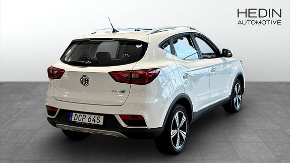 MG ZS EV 2 of 9