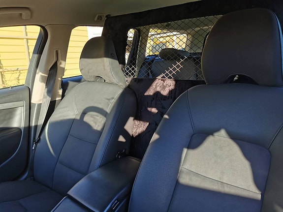 Volvo V70 7 of 9