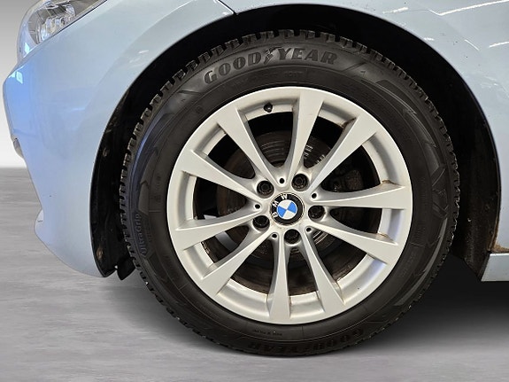 BMW 320 16 of 16