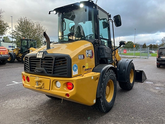 CAT 908 -23 NextGen 40Km/h Mktutr 5 of 12