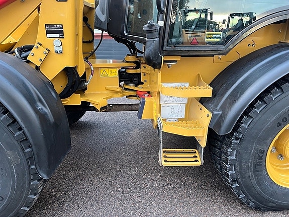CAT 908 -23 NextGen 40Km/h Mktutr 9 of 12