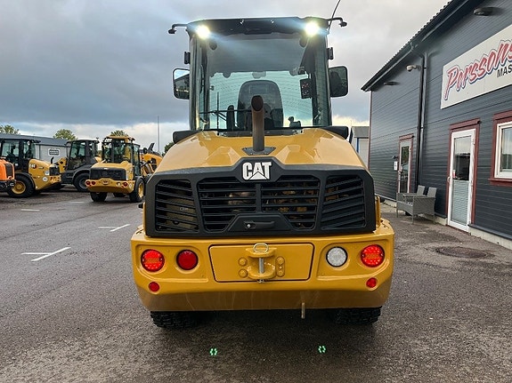CAT 908 -23 NextGen 40Km/h Mktutr 3 of 12