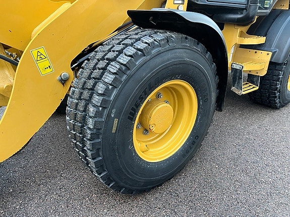 CAT 908 -23 NextGen 40Km/h Mktutr 8 of 12